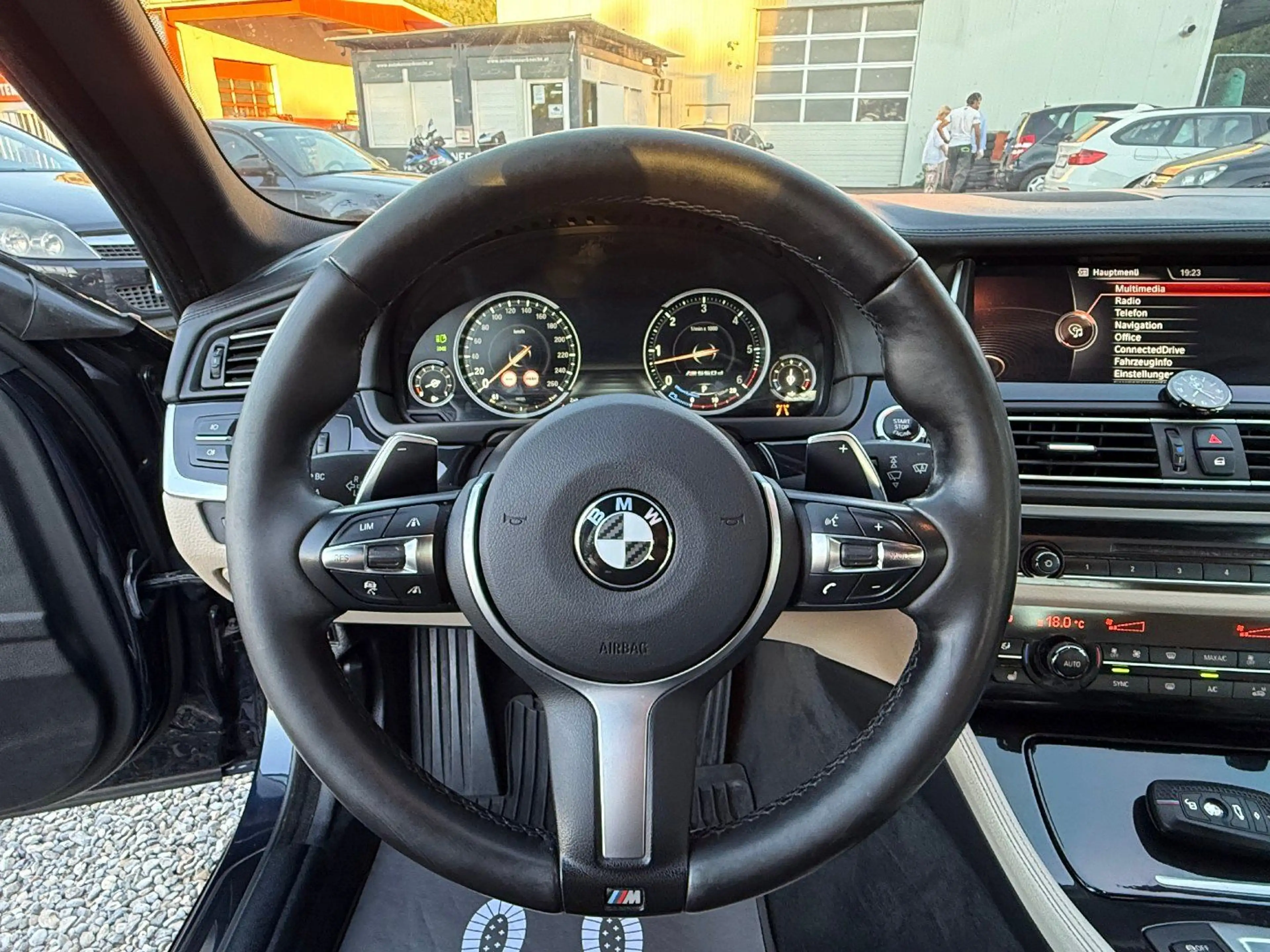 BMW 530 - 530d x Drive DPF — photo 13