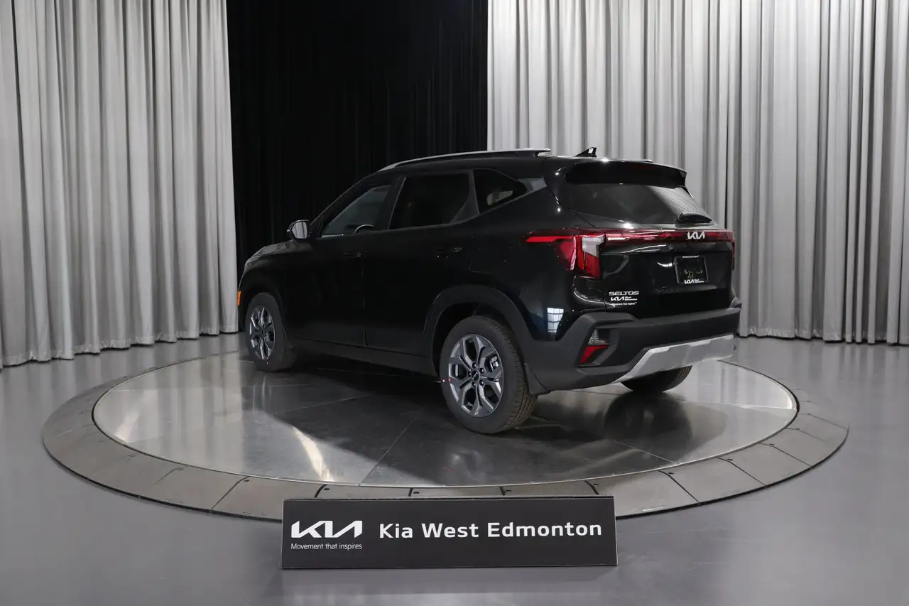 Kia Seltos снимка Kia Seltos