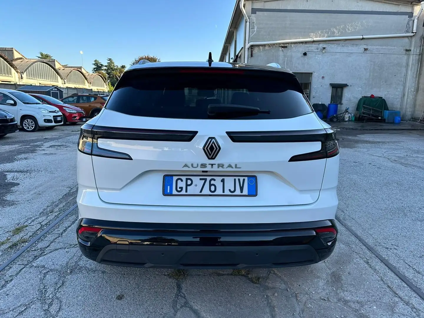 Renault Austral Austral Mild Hybrid 160 CV Auto Techno Weiß - 2