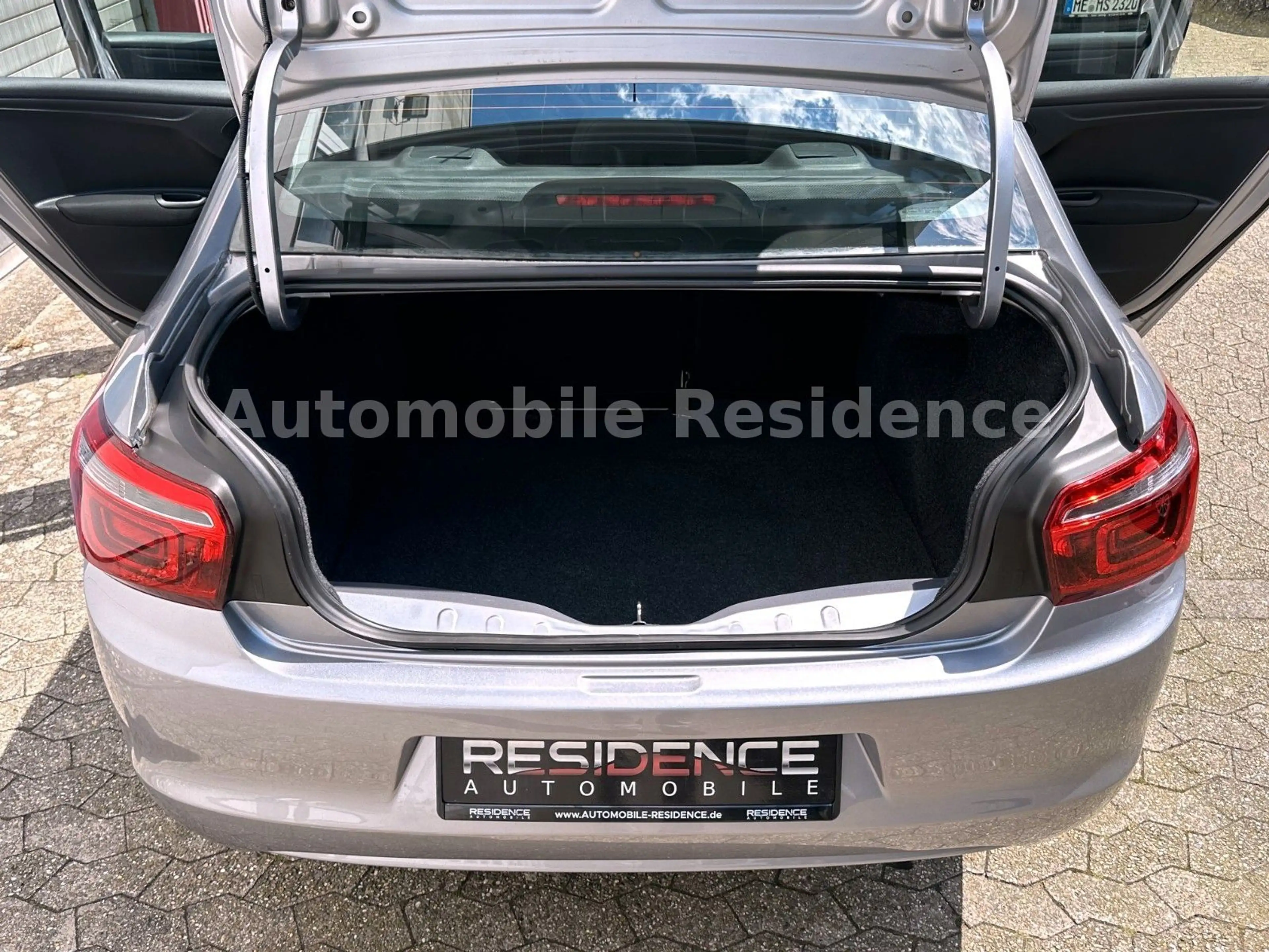 Citroen C-Elysée Selection 1.6 AUT.*SHZ*LMF*LED*TEMP*E-P — photo 10