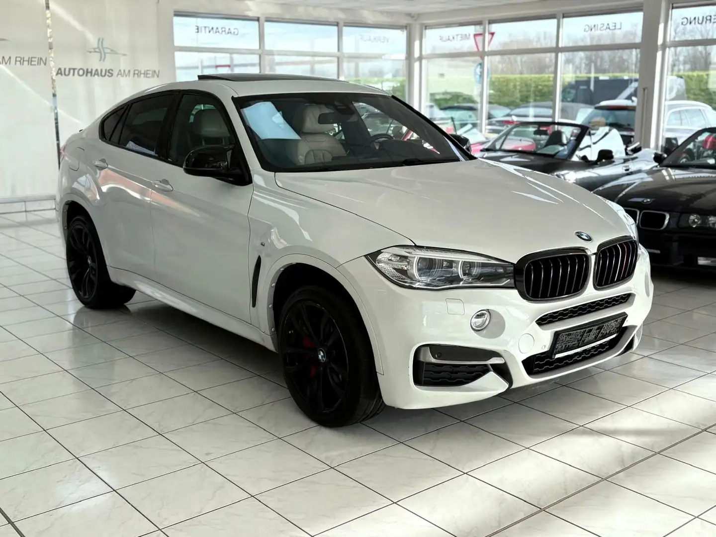 BMW X6 M D+Schiebedach+SHZ-V/H+harman/kardon Blanc - 1