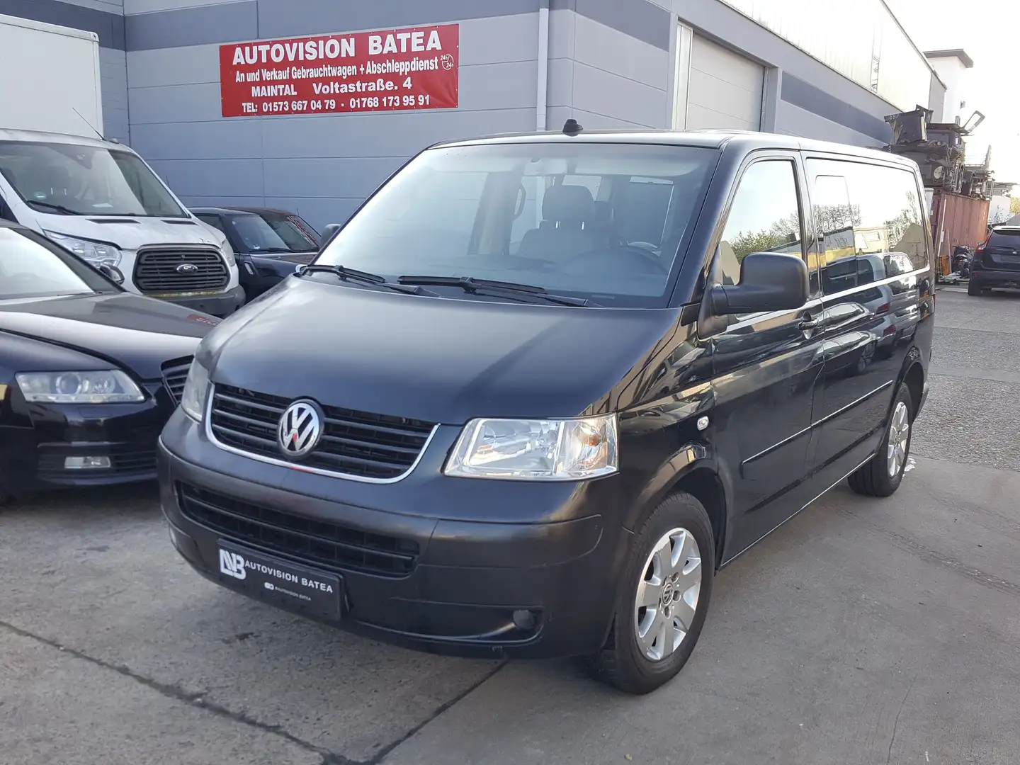 Volkswagen T5 Multivan Highline Autm. Navi,Leder,AHK,Euro4 Schwarz - 1