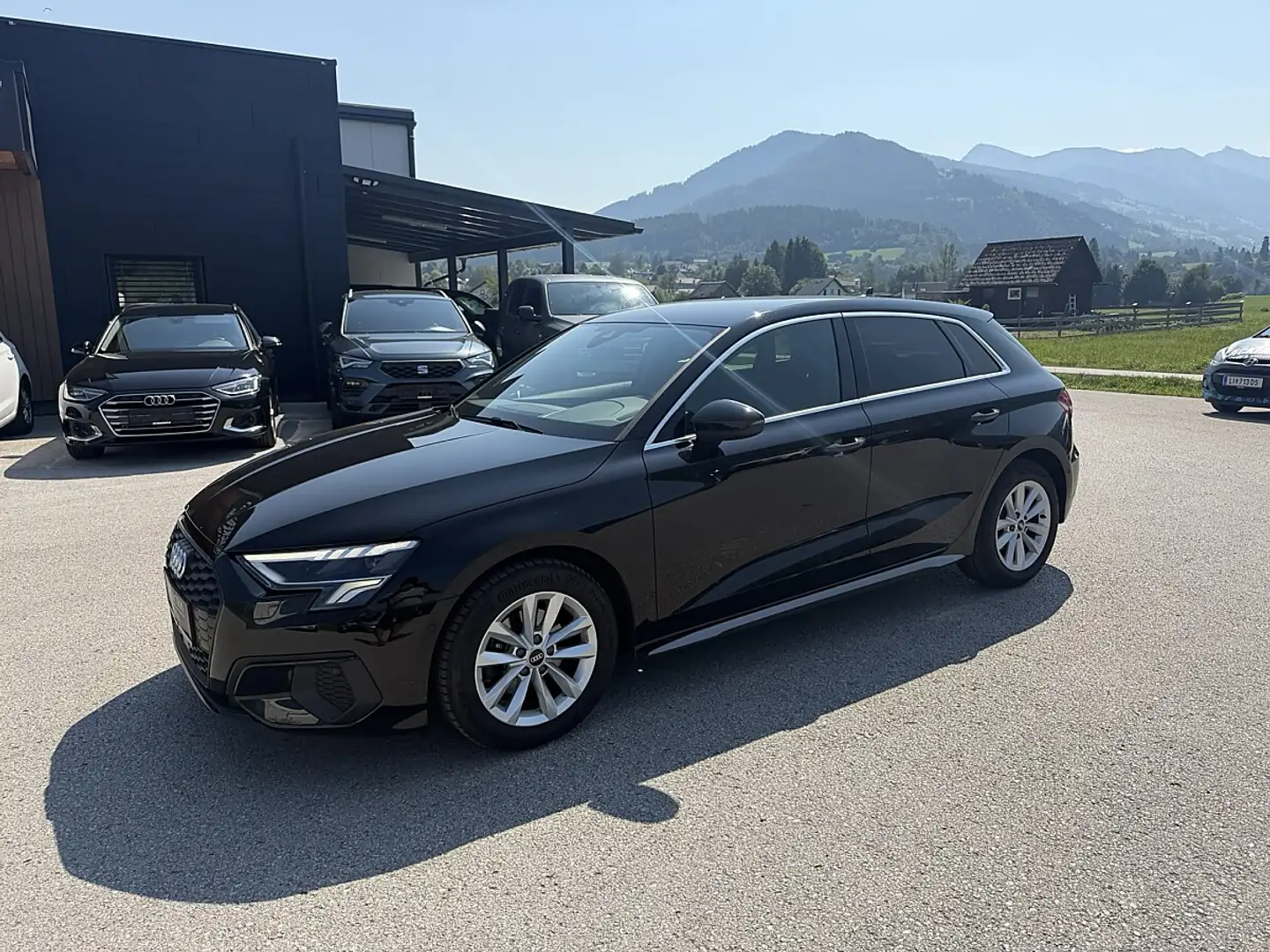 Audi A3 Sportback 30 TFSI | LED | Digital Cockpit | Tem... Schwarz - 2