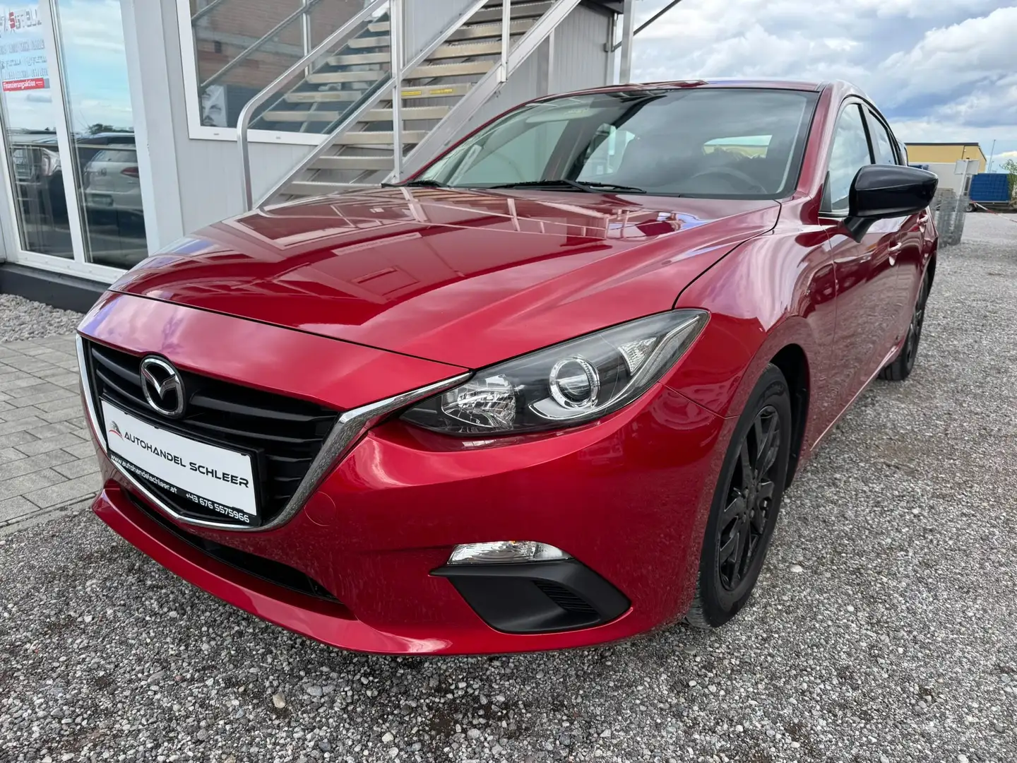 Mazda 3 1.5 Emotion Benzin , 1 BESITZER !! Rot - 1