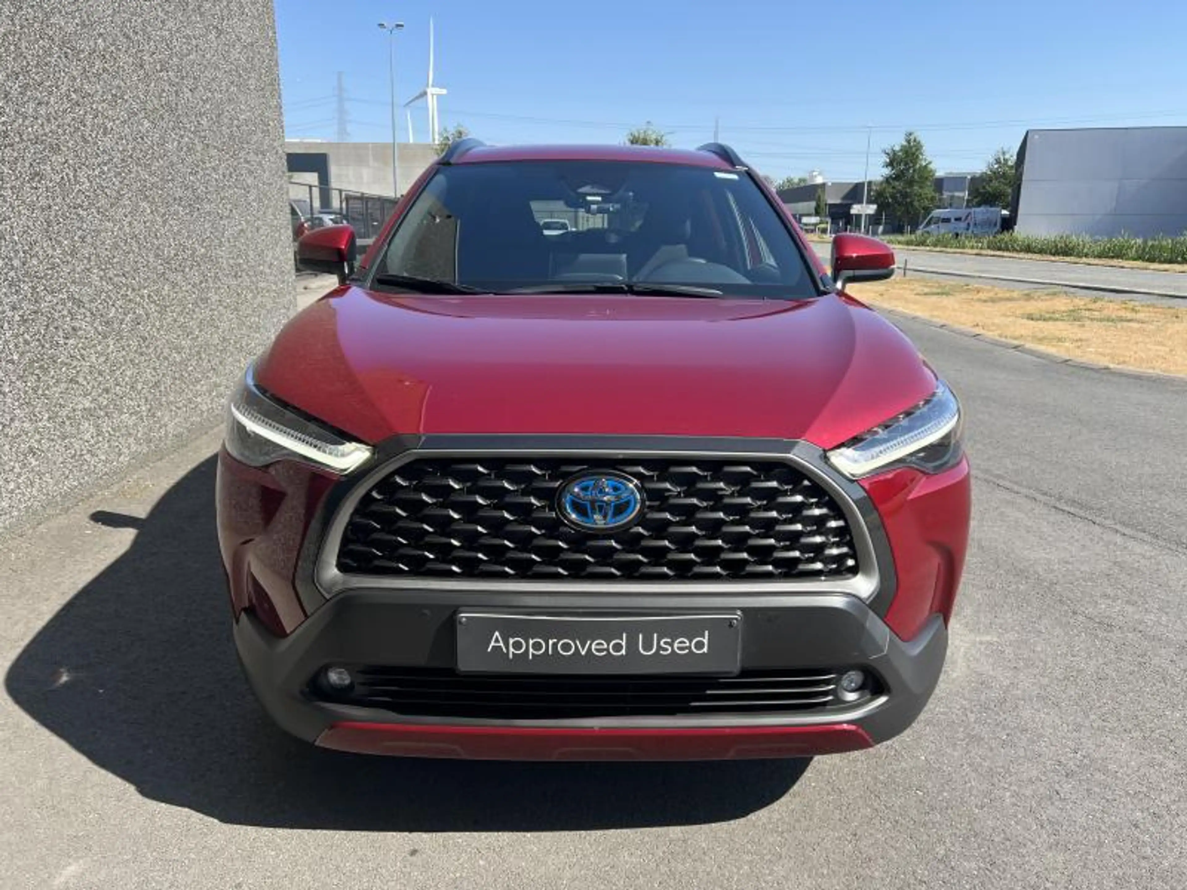 Toyota Corolla Cross 2.0 Hybrid 2WD Style + Trekhaak — photo 2