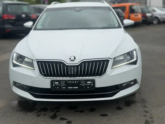 Skoda Superb Style