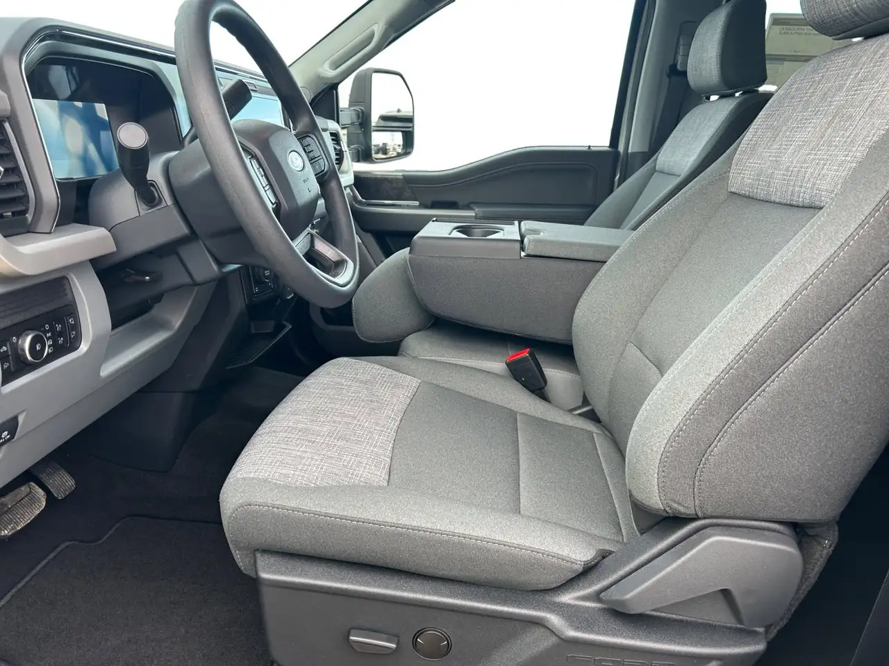Ford F 350 снимка Ford F 350