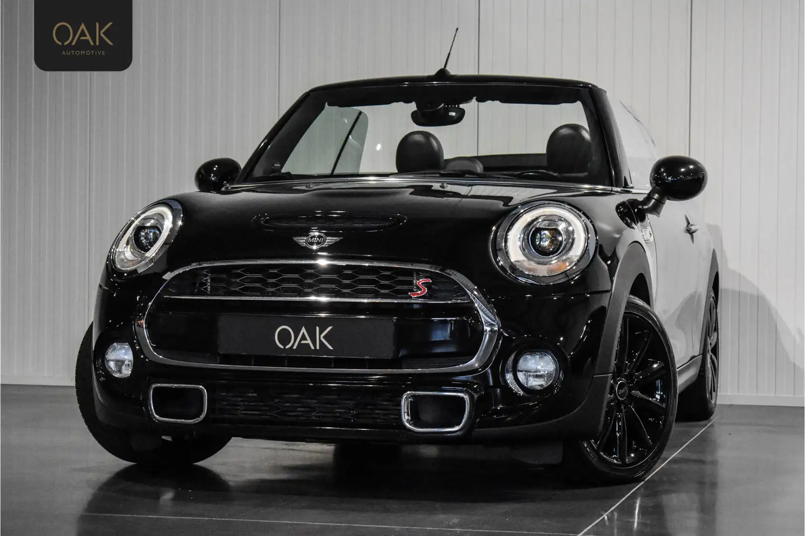 MINI Cooper S Cabrio 2.0 Aut. | Navigatie | Leder | H&K | PDC | LED | 1 Noir - 1