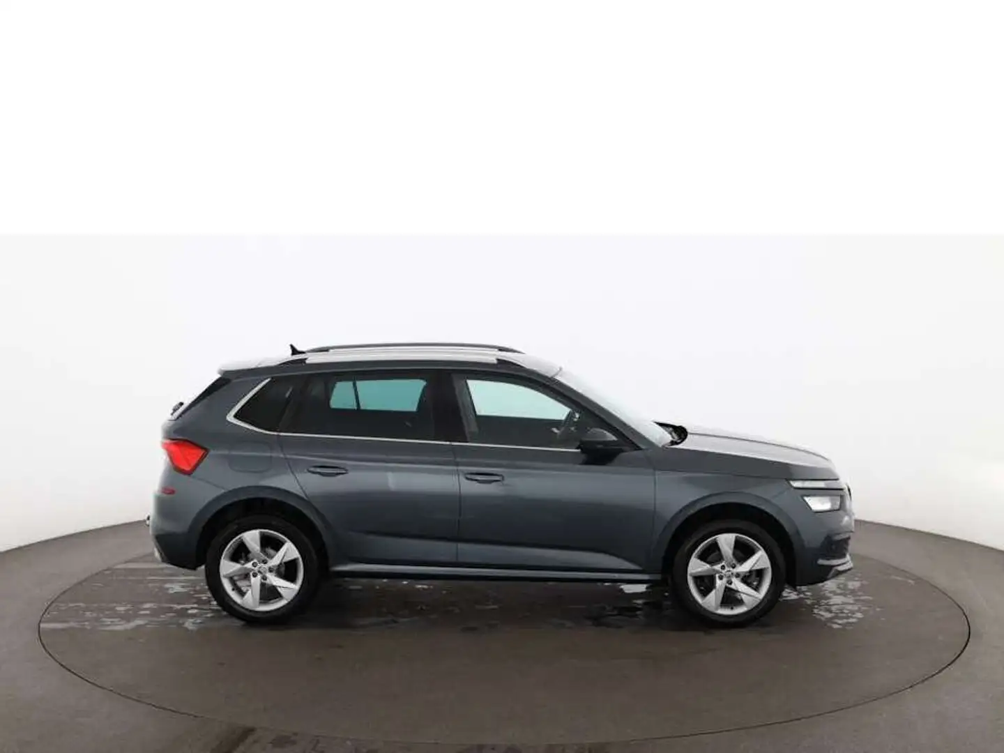 Skoda Kamiq 1.0 TSI Ambition LED AHK NAVI DIGITAL-TACHO Grijs - 2