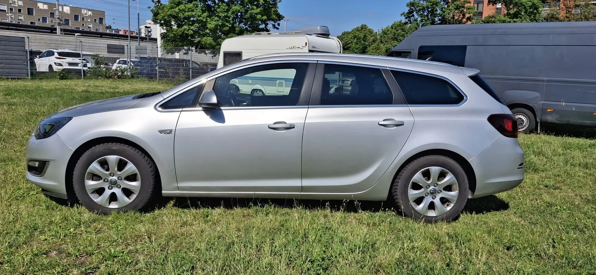 Opel Astra Innovation Grau - 2