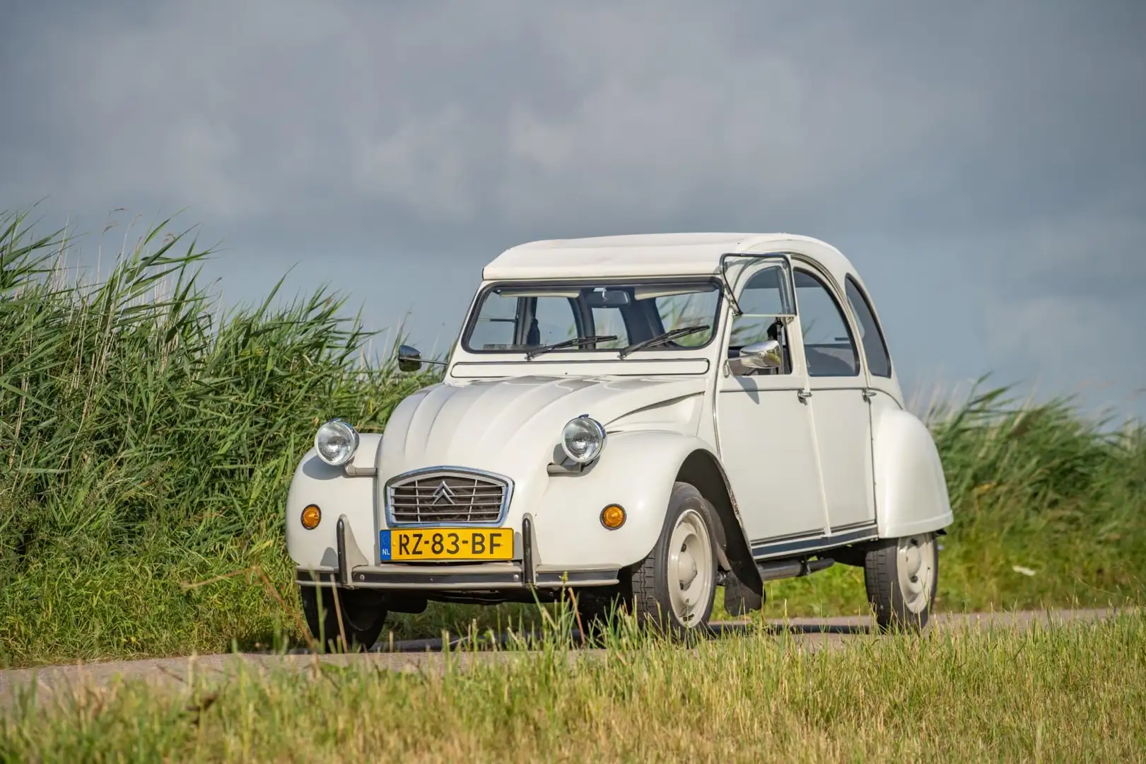 Citroen 2CV 6 Club Wit - 2