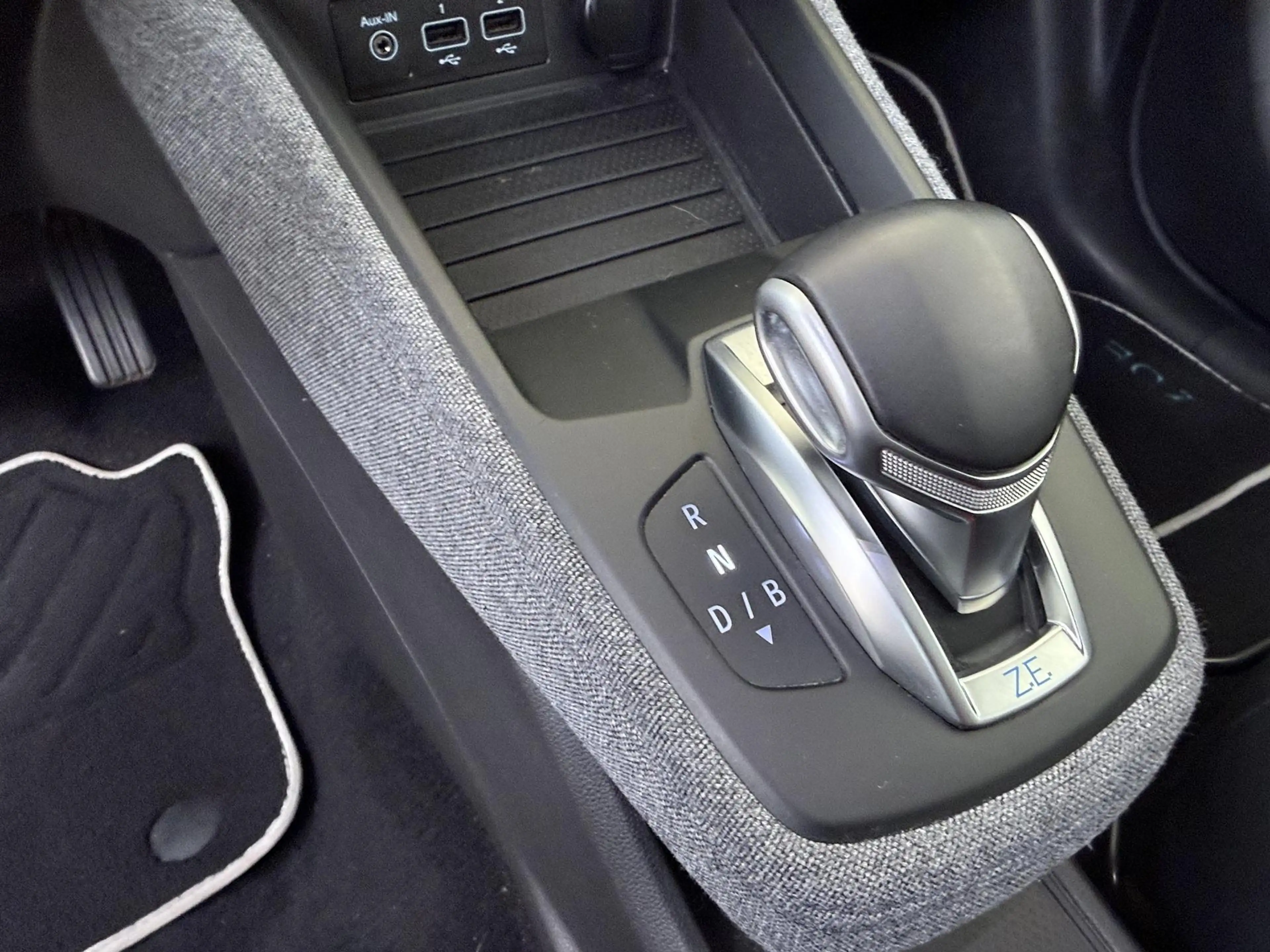 Renault ZOE R135 Intens 52 kWh | Navigatie | Climate Control | — photo 14