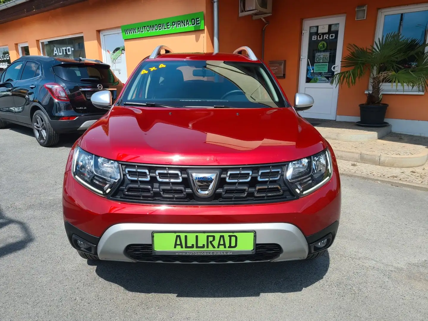 Dacia Duster II 1.6 SCE Prestige 4WD/ALLRAD +NAVI +AHK Rot - 2