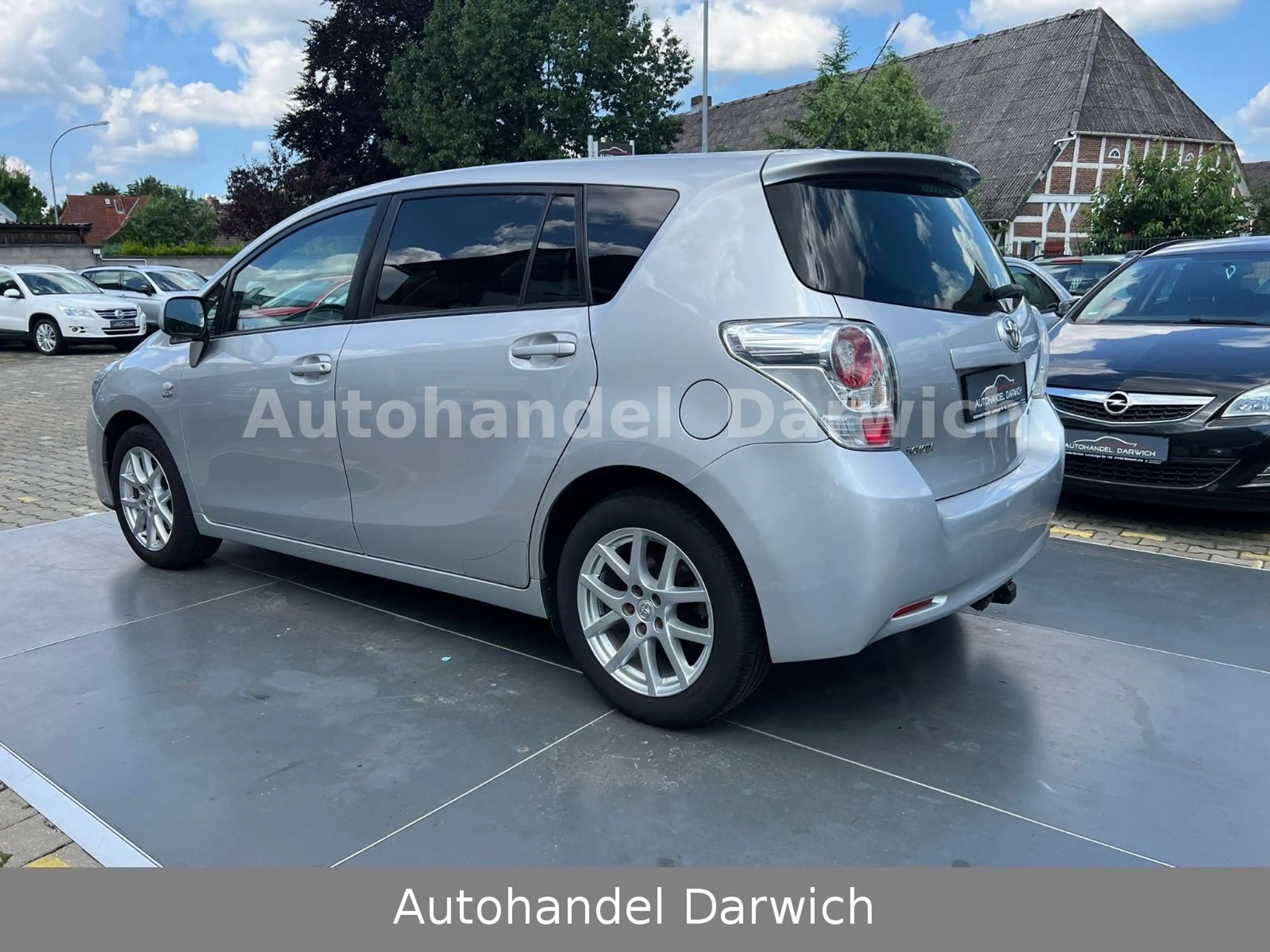Toyota Verso Executive 2.2 D-CAT Pan/Xen/7-Sitze S.Heft — photo 7