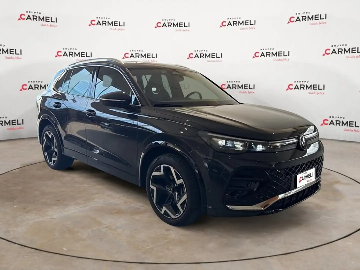 Volkswagen Tiguan 2.0 tdi R-Line 150cv dsg R LINE-CERCHI 19-GANCIO Grijs - 2