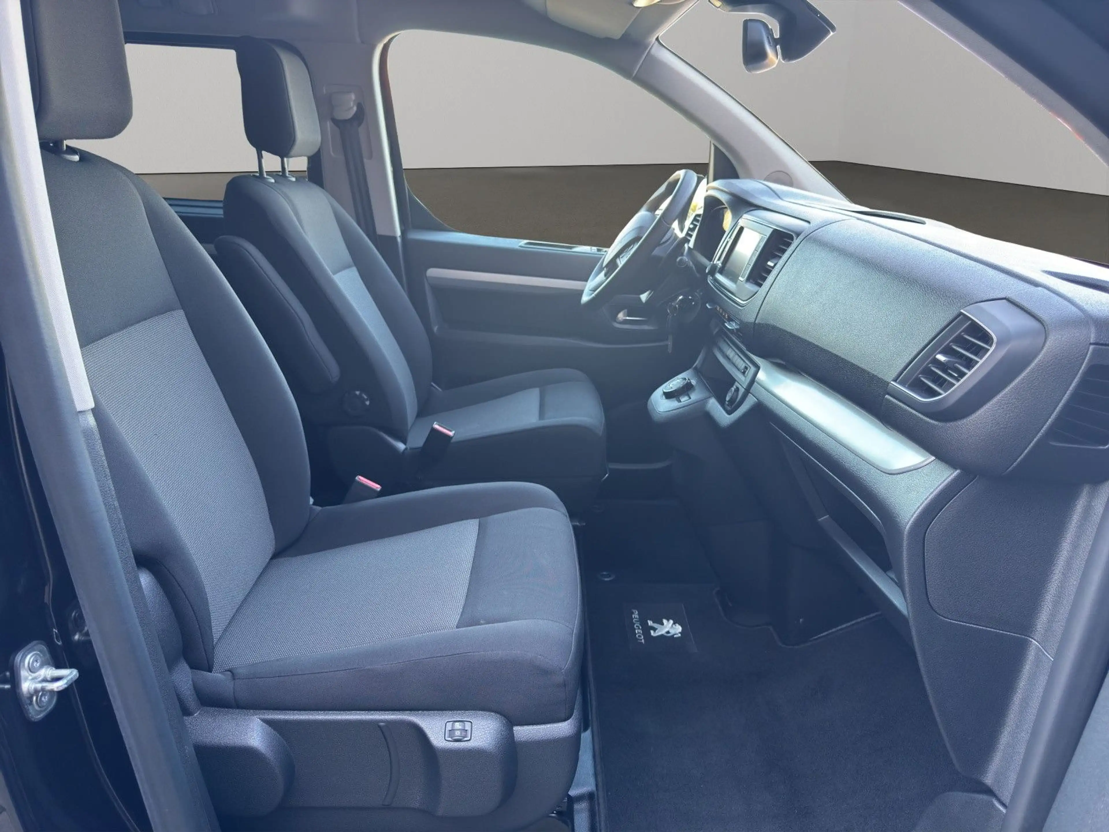 Peugeot Traveller Business L3 *Navi*Xenon*Totwinkel* — photo 11