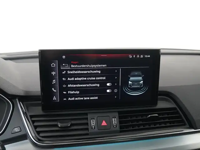 Audi Q5 view 24
