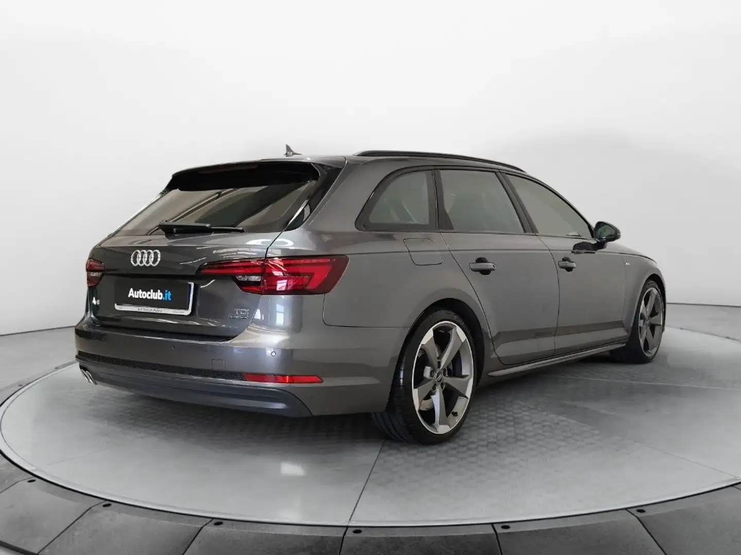 Audi A4 Avant 3.0 tdi Business Sport quattro 272cv Grigio - 2