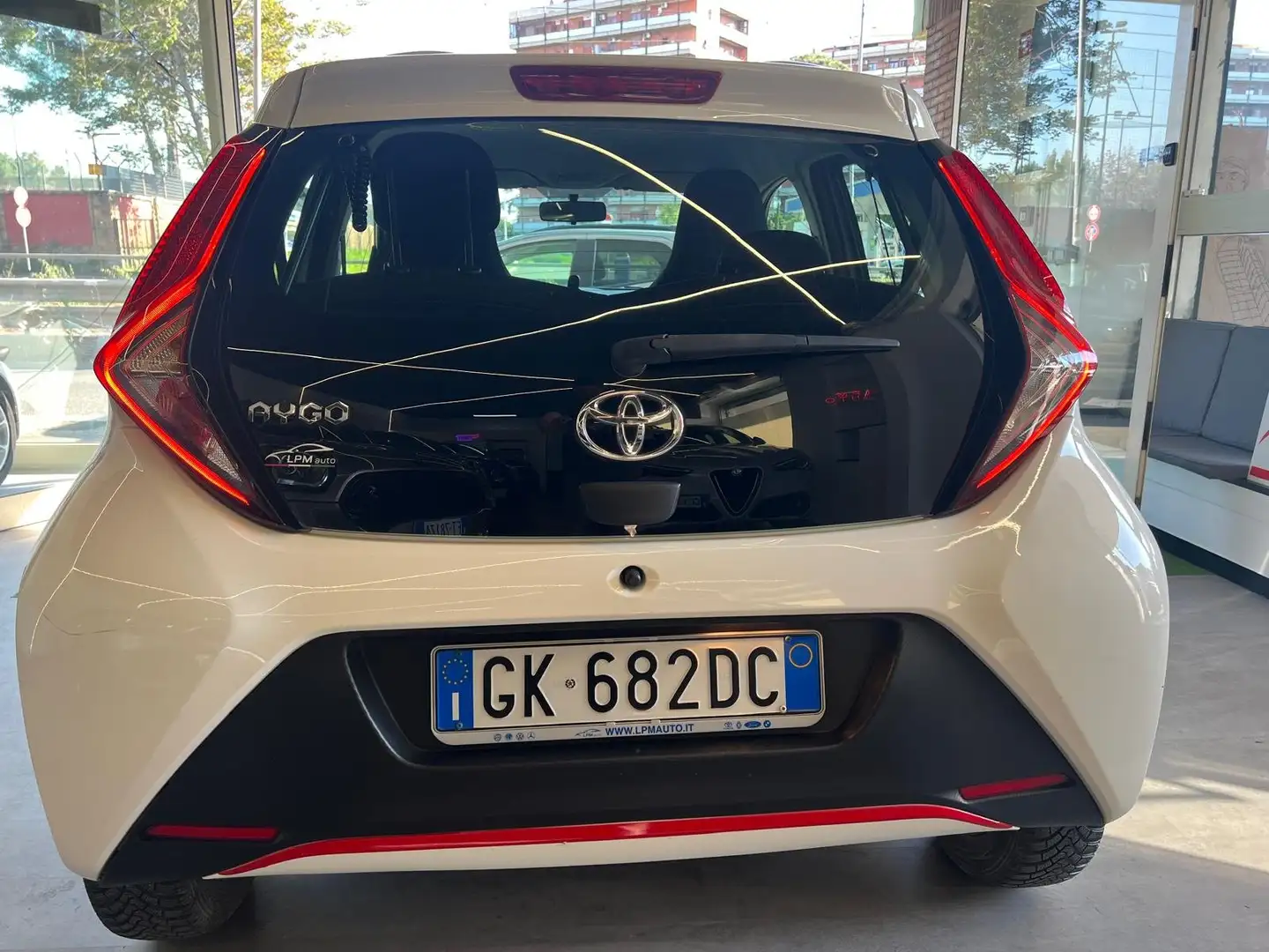 Toyota Aygo 1.0 72CV Connect VVT-i 5porte*NO VINCOLI FINANZ* Blanc - 2