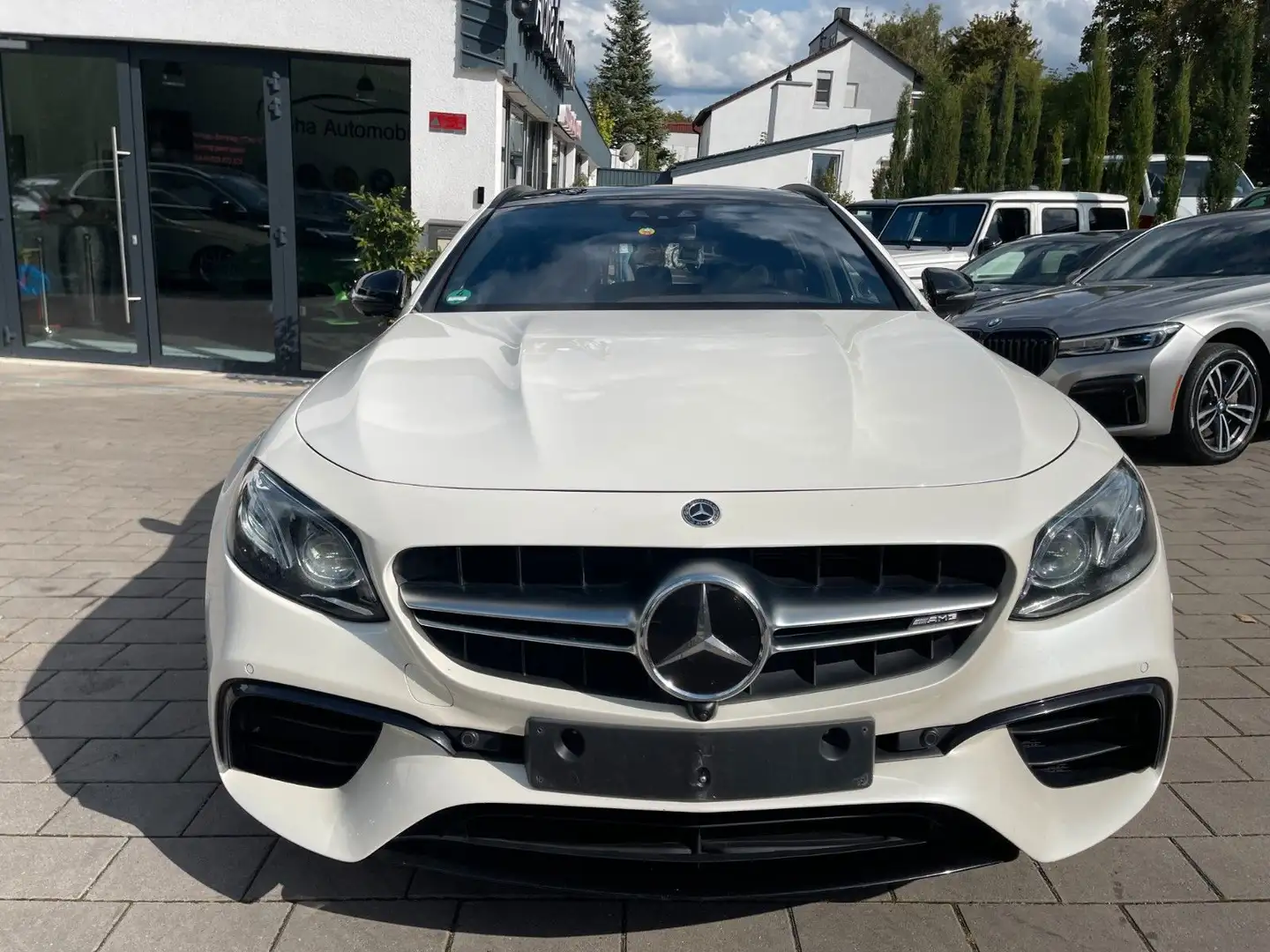 Mercedes-Benz E 63 AMG E 63 S AMG 4Matic, HeadUp, Panorama Weiß - 2