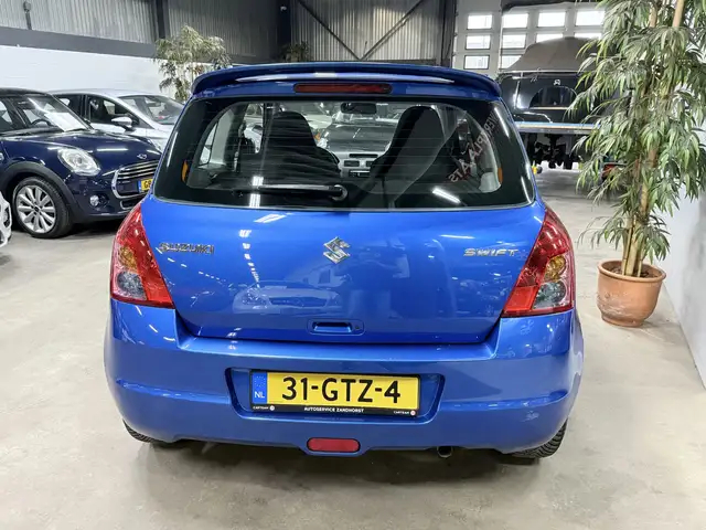 Suzuki Swift view 4