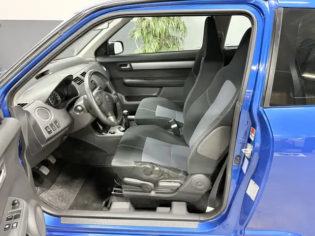 Suzuki Swift view 7