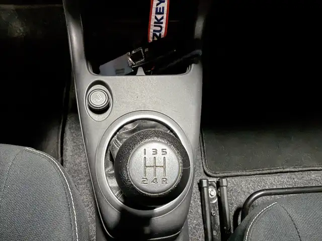 Suzuki Swift view 11