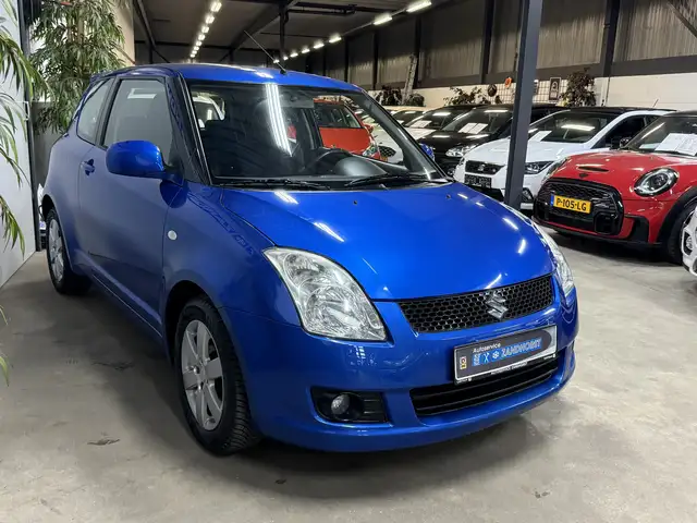 Suzuki Swift view 3