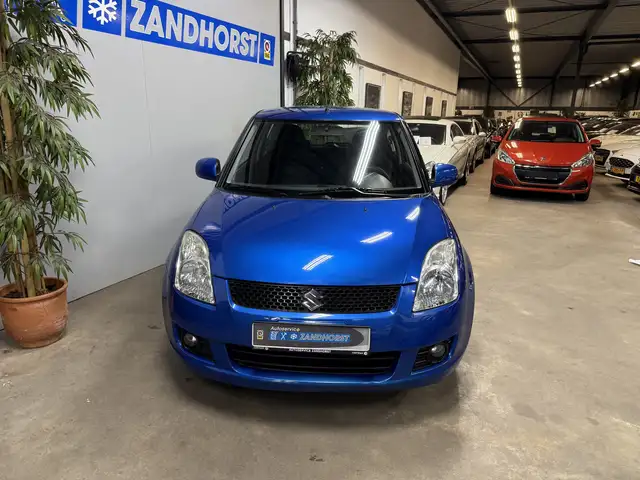 Suzuki Swift view 2