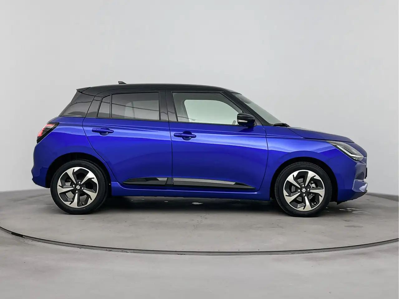 Suzuki Swift 2026 — фото 10