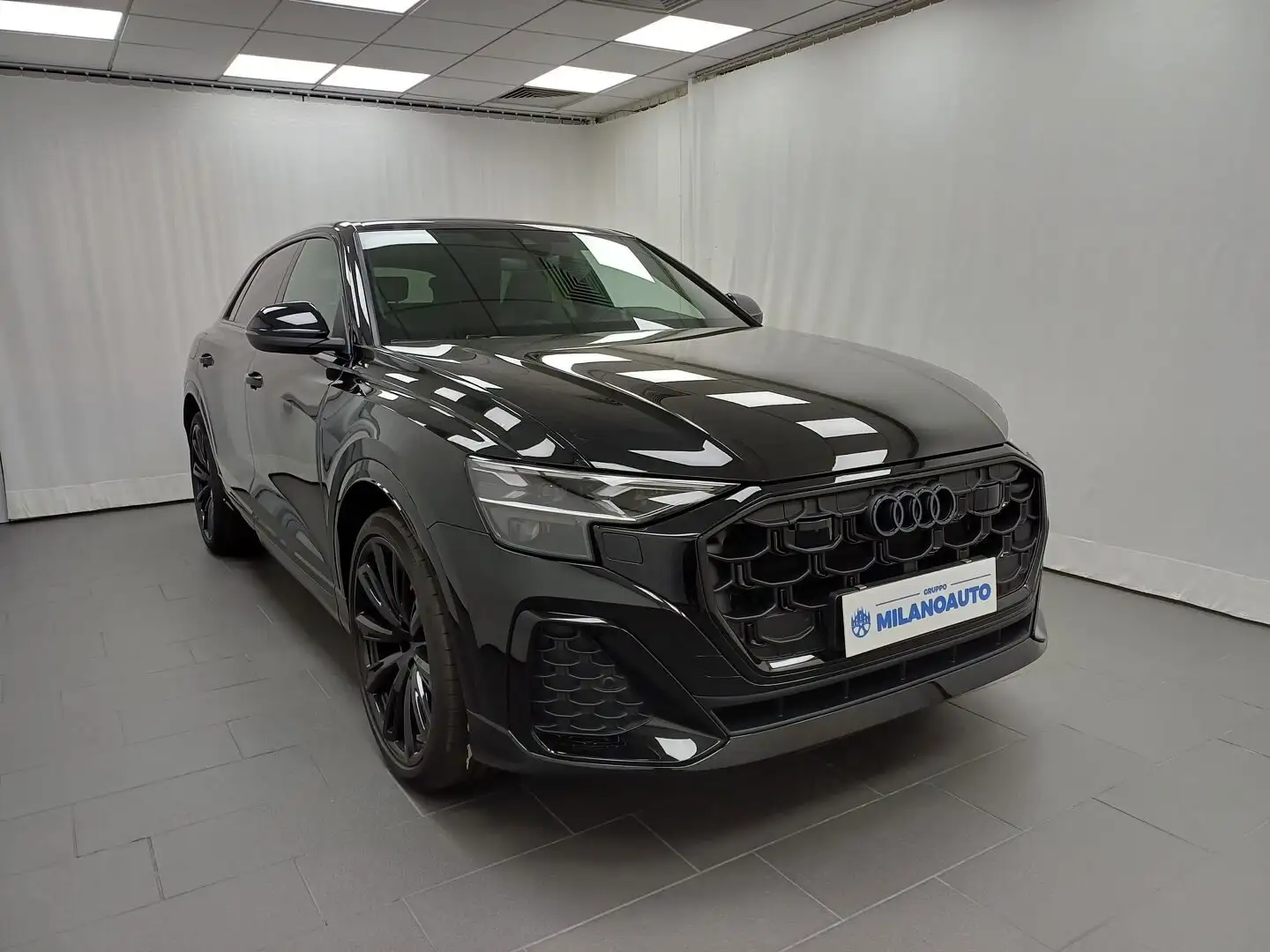 Audi Q8 S-LINE 3.0 TDI TIPTRONIC 286CV *IVA ESPOSTA* PROMO Noir - 1