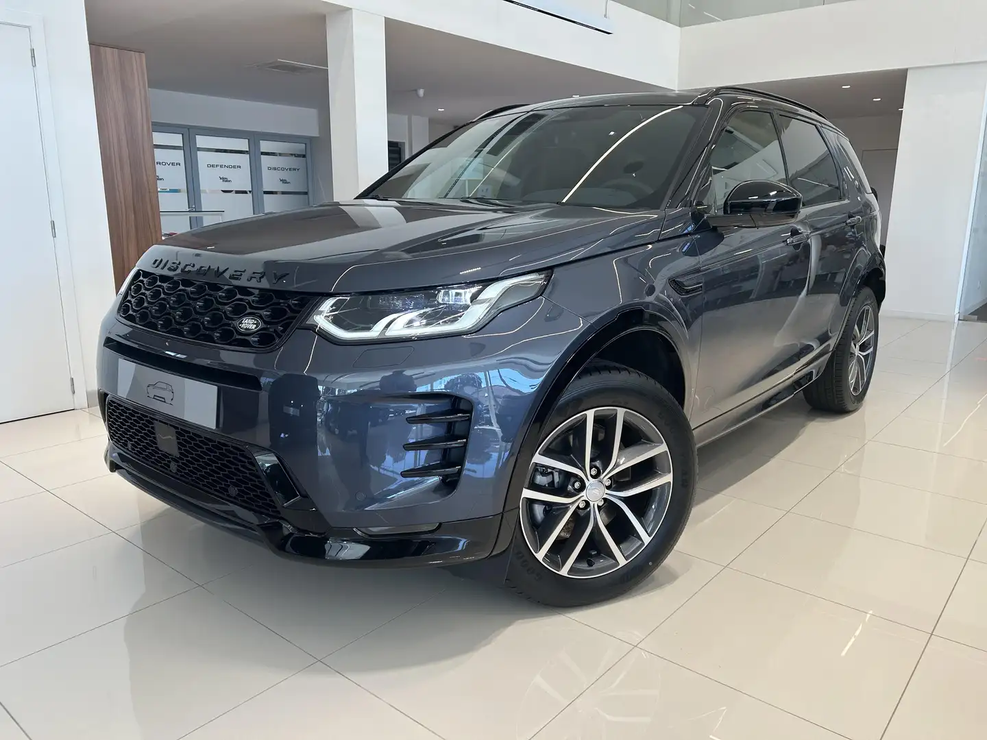 Land Rover Discovery Sport P270e Dynamic SE AWD Auto. 25. Blauw - 1