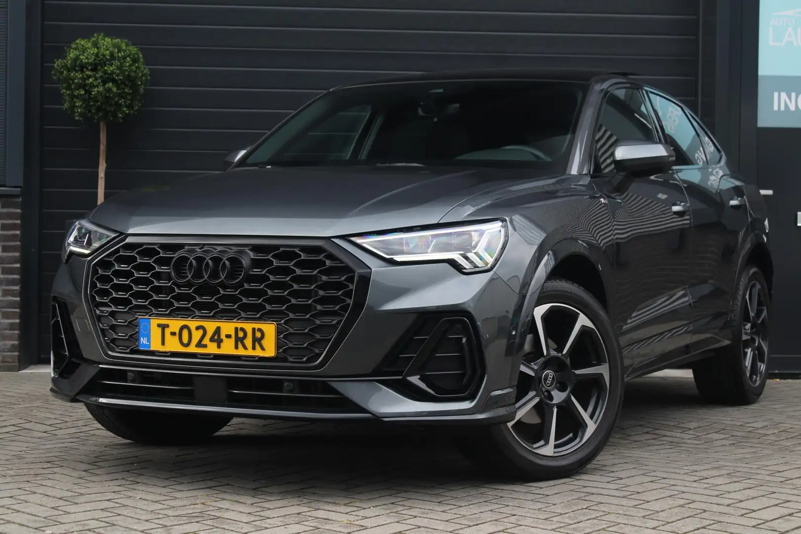 Audi Q3 Sportback 35 TFSI S-Line S Edition | Pano | Memory Gris - 1