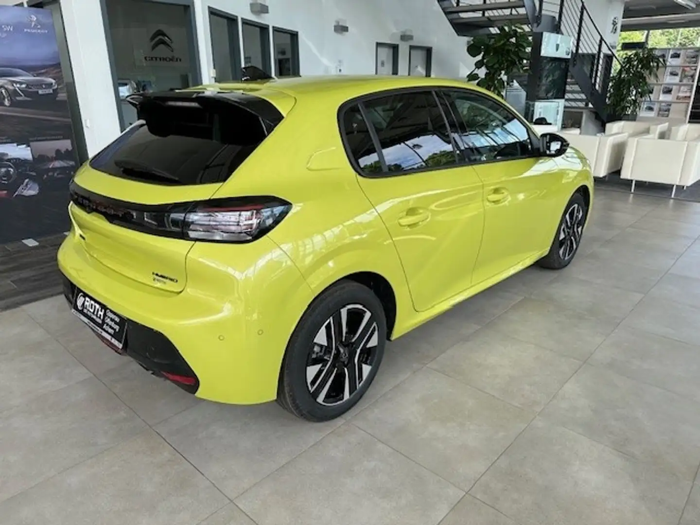 Peugeot 208 1.2 EU6d Hybrid 100 e-DSC6 Allure 360 Kamera LED A Jaune - 2