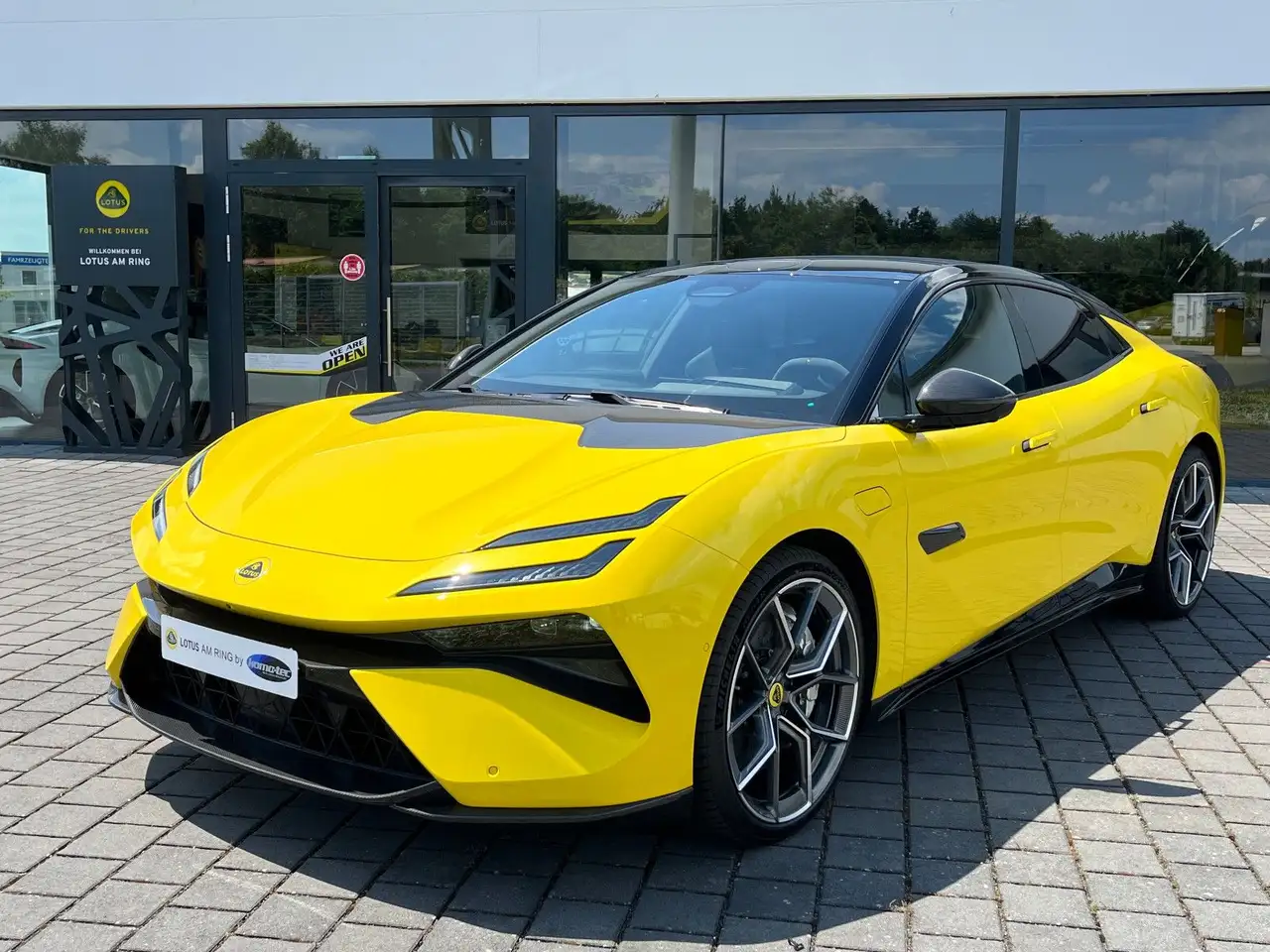 Lotus Emeya
