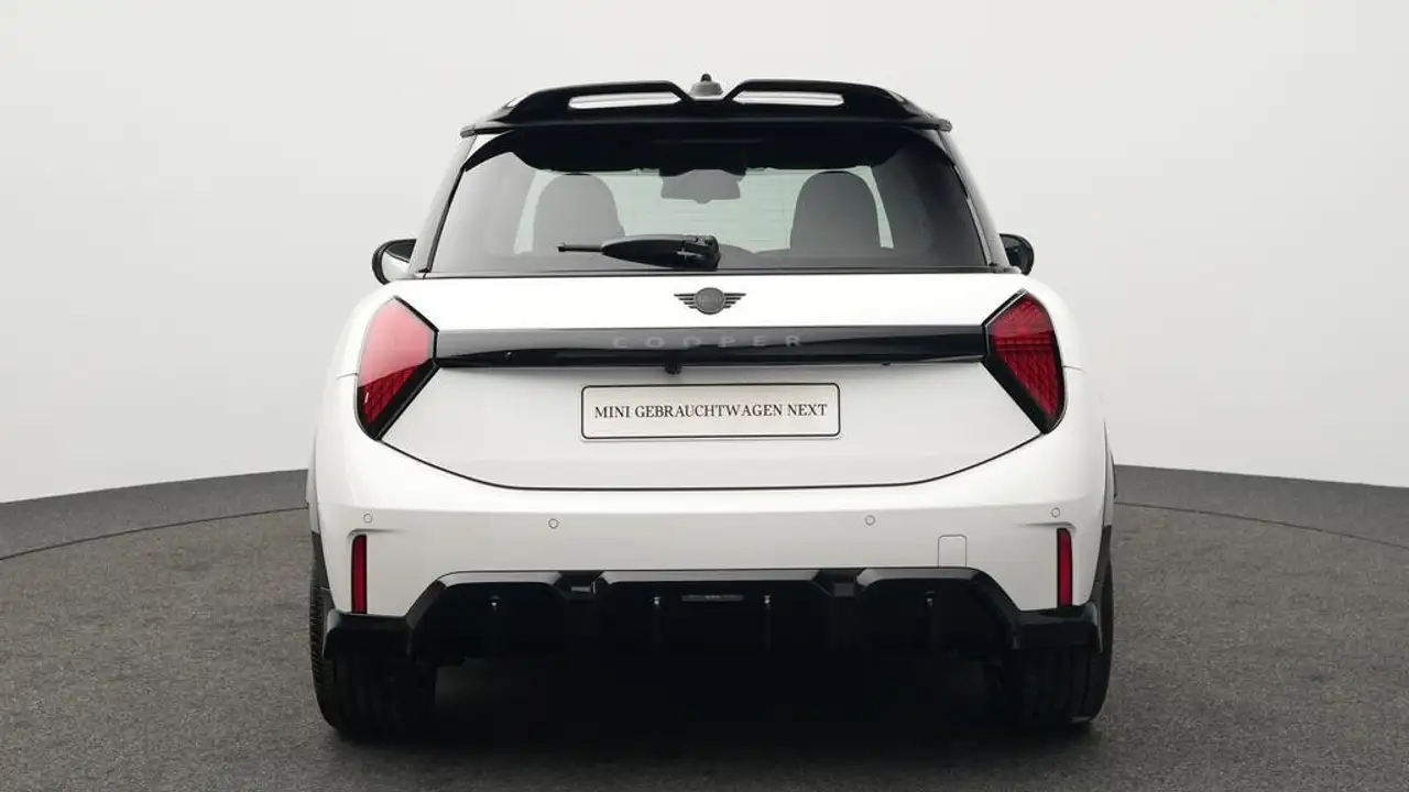 MINI Cooper C John Cooper Works Trim 24