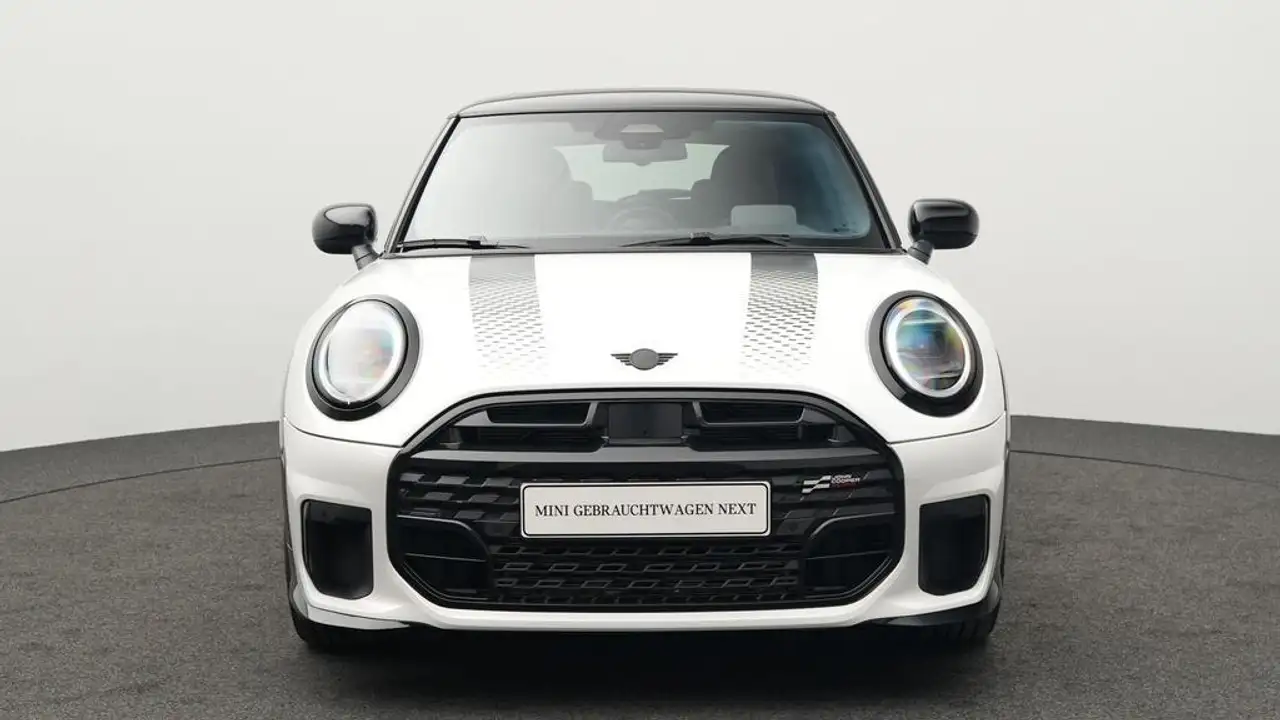 MINI Cooper C John Cooper Works Trim 16