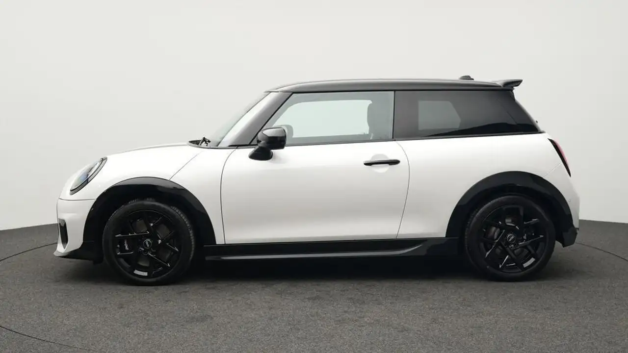 MINI Cooper C John Cooper Works Trim 2