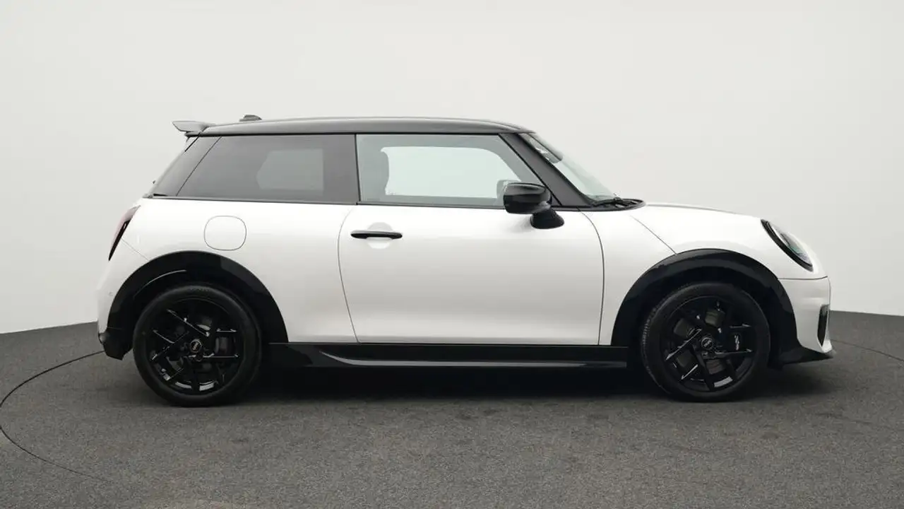 MINI Cooper C John Cooper Works Trim 3
