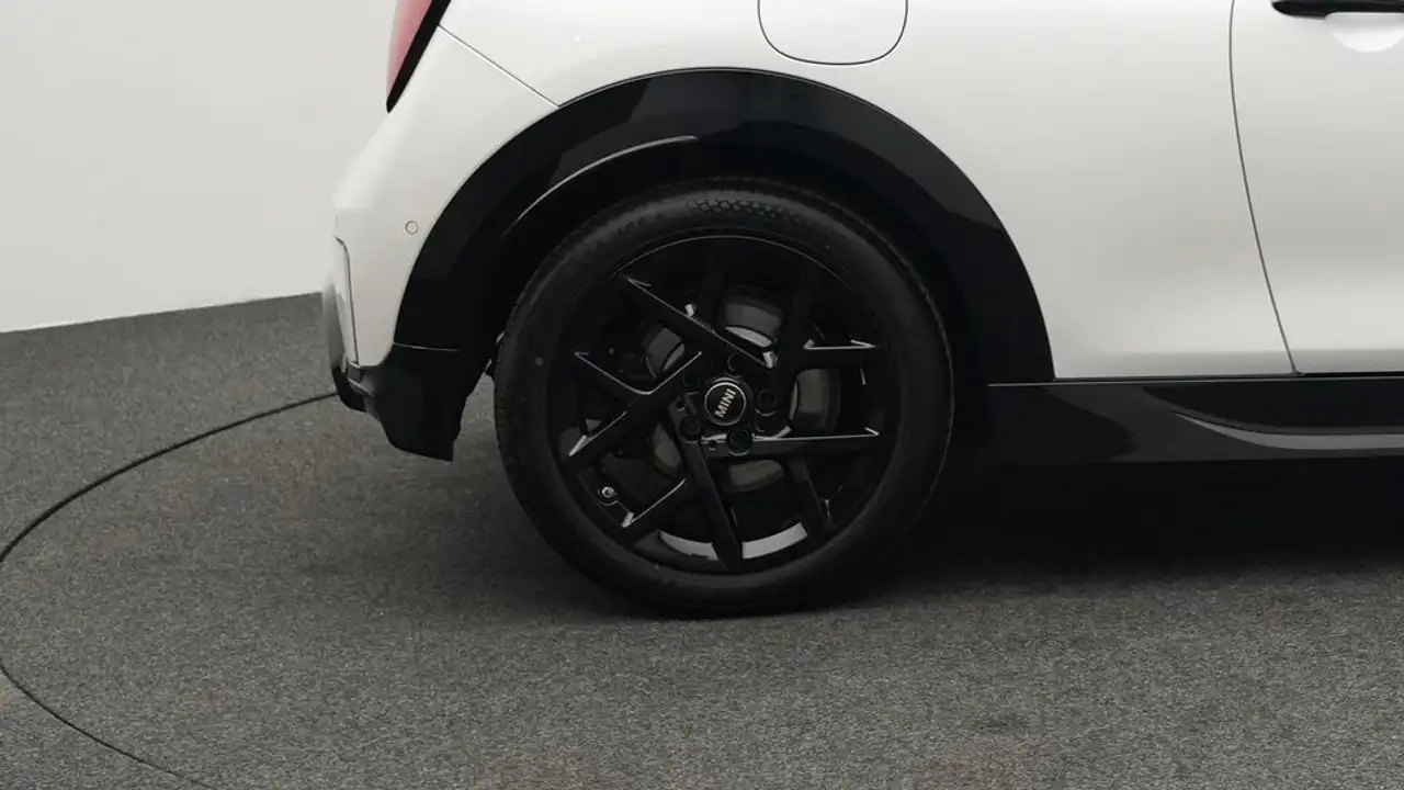 MINI Cooper C John Cooper Works Trim 12