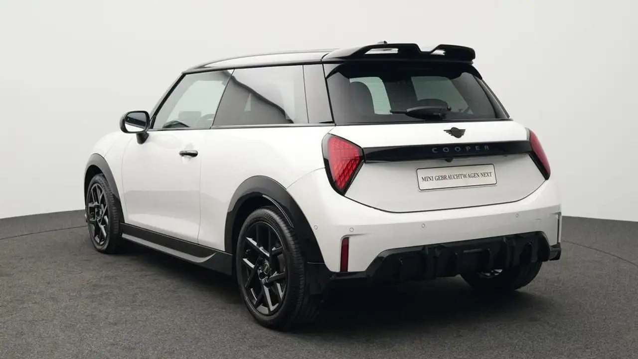 MINI Cooper C John Cooper Works Trim 7