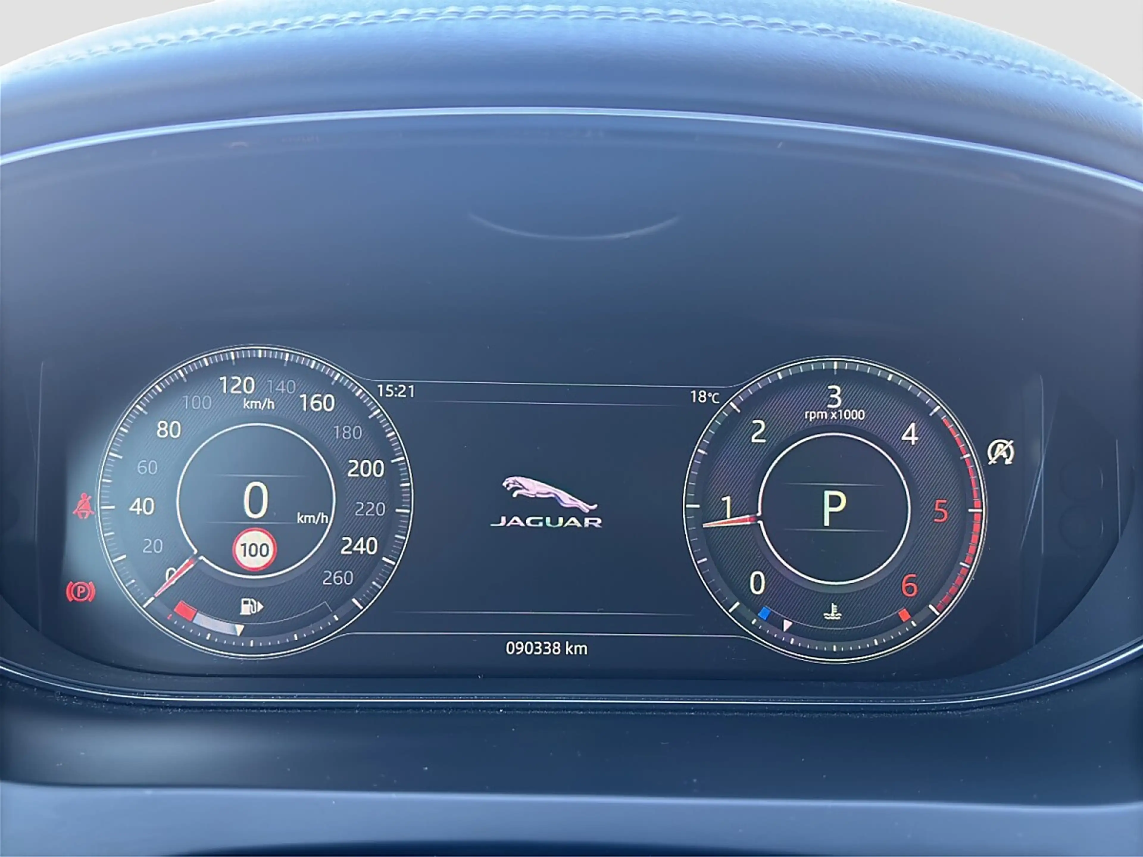 Jaguar E-Pace 2.0DI4 D150 R-Dynamic S AWD Aut. — photo 14