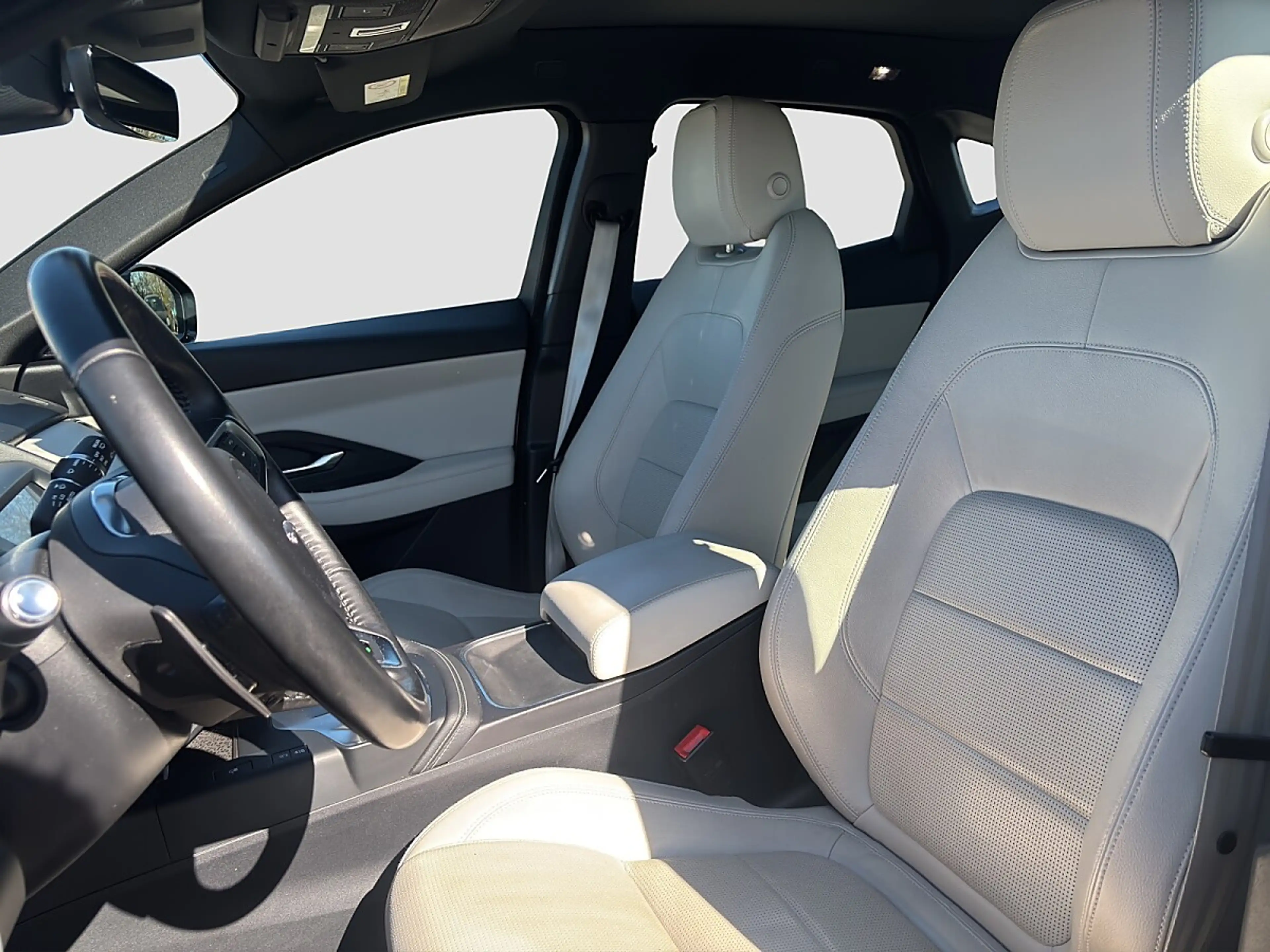 Jaguar E-Pace 2.0DI4 D150 R-Dynamic S AWD Aut. — photo 7