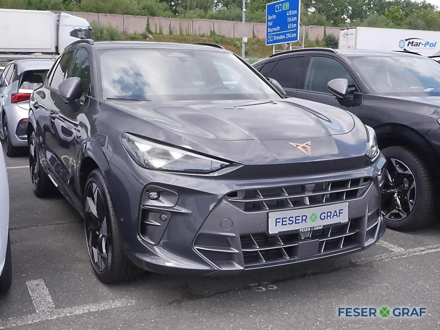 CUPRA Terramar VZ 2.0 TSI 4Drive,PANO,AHK Gris - 2