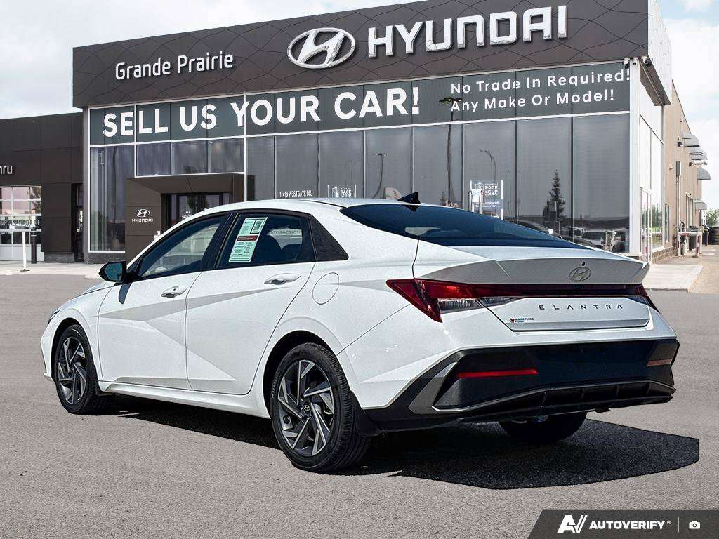 2025 Hyundai Elantra Preferred Tech | Sunroof | Keyless Entry — снимка 1