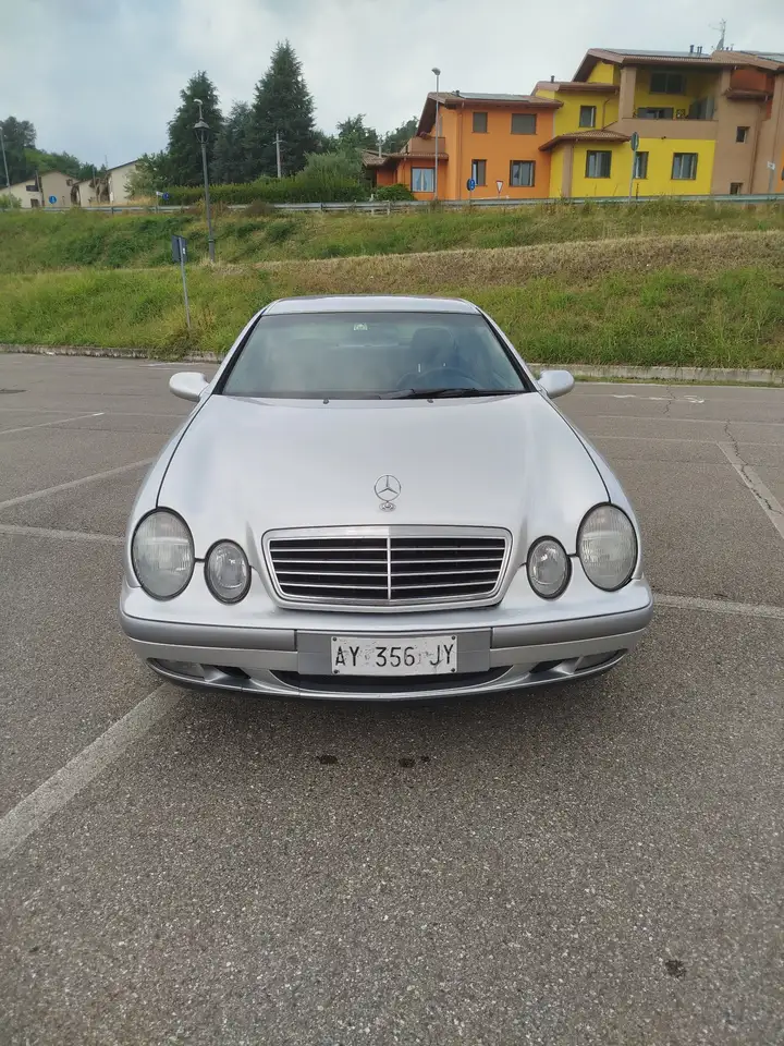 Mercedes-Benz CLK 200 Coupe k Elegance, foto 2