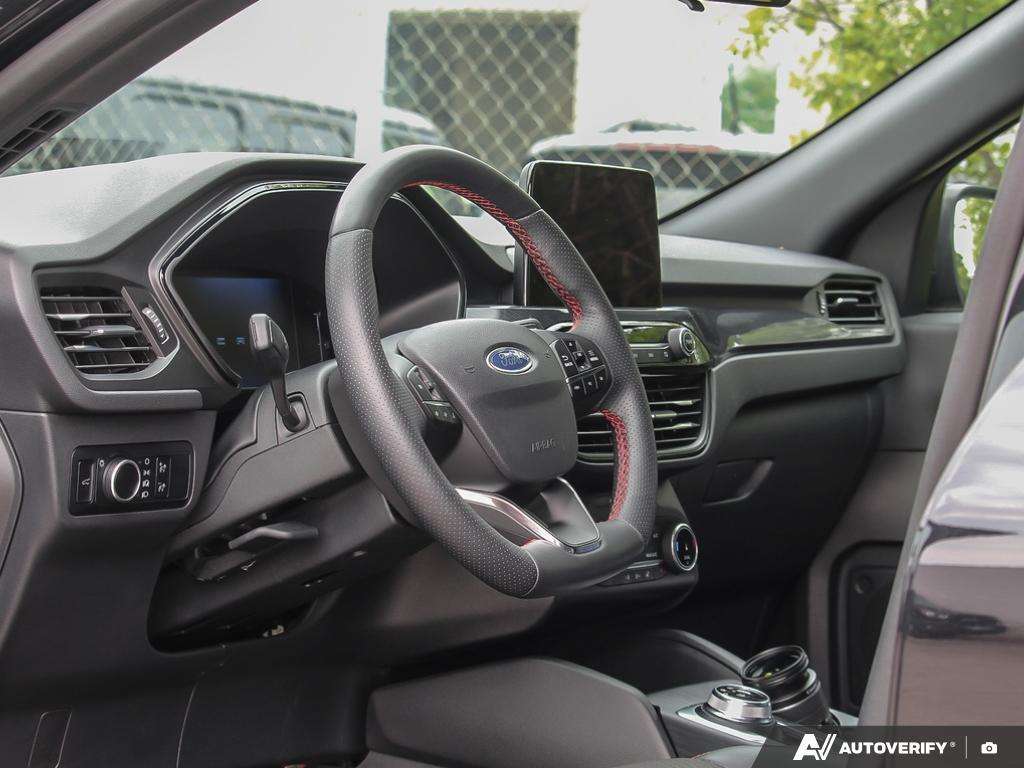 used 2024 Ford Escape car, priced at $26,700