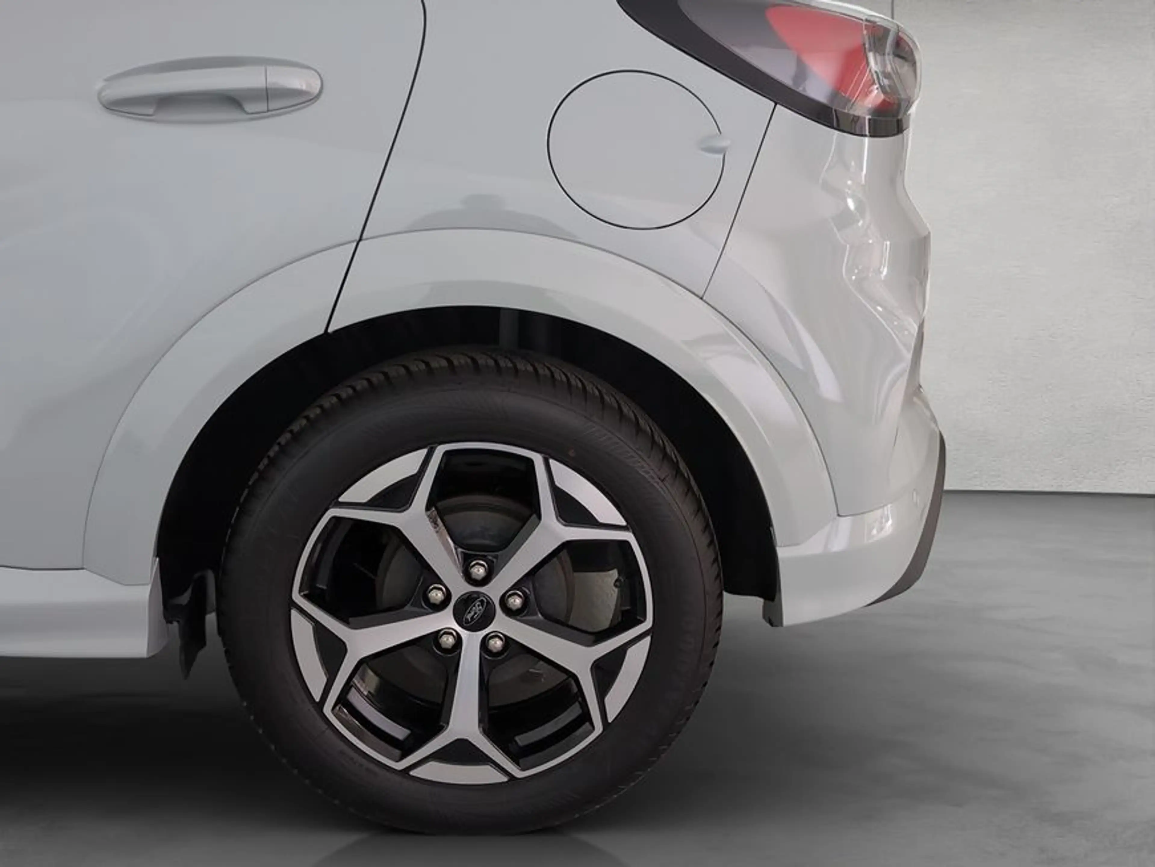 Ford Puma 1.0 EcoBoost Hybrid Aut. ST-LINE X +LED-MATRI — photo 28
