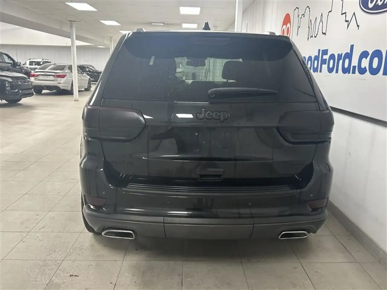 Jeep Grand Cherokee снимка Jeep Grand Cherokee