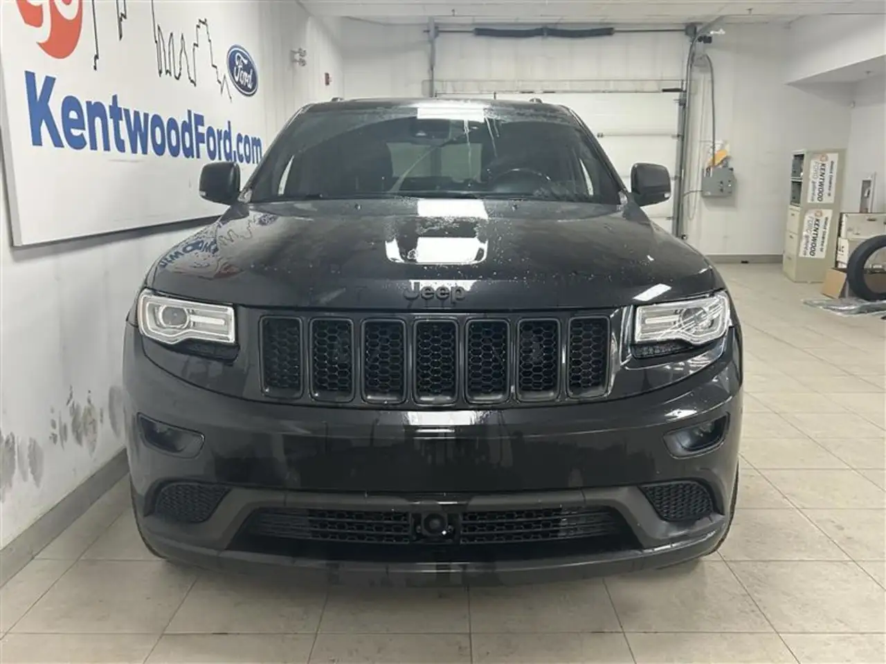 Jeep Grand Cherokee снимка Jeep Grand Cherokee